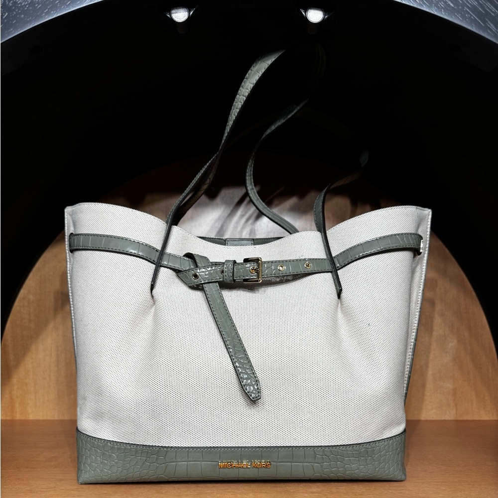 Michael Kors Gray and White Modern Tote